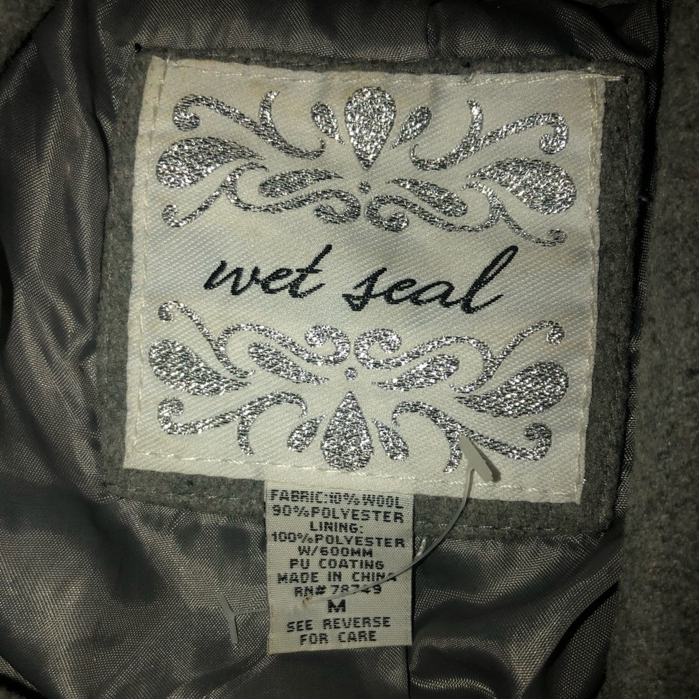 Gray Jacket - Picture 3 of 3